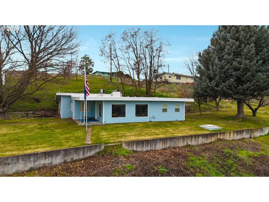 73426 Memory Ln, Pendleton, OR 97801 - #3