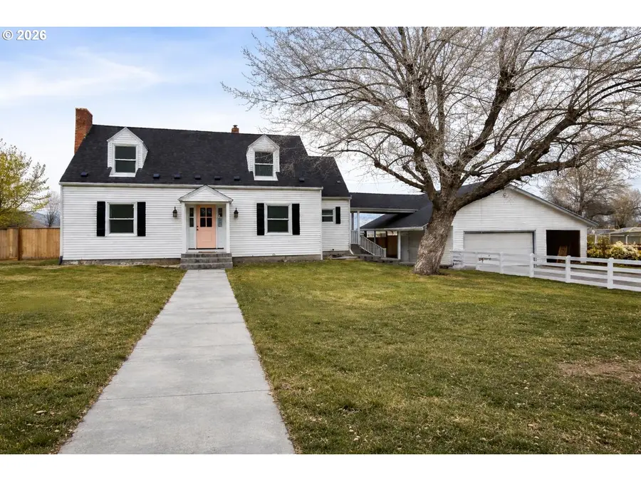 633 SE Hillcrest Rd, John Day, OR 97845 - #3