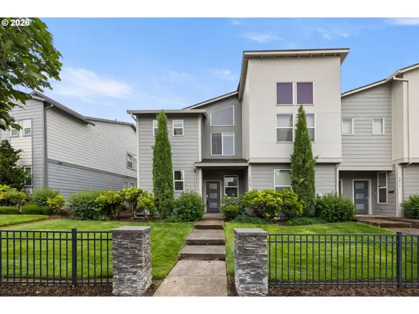 8032 SE Butternut Creek Pkwy, Hillsboro, OR 97123