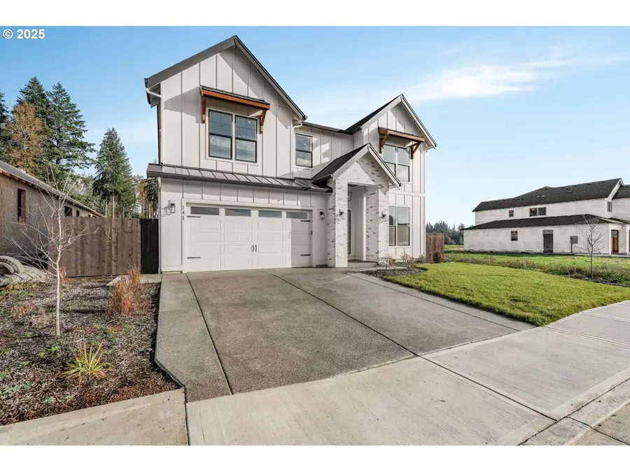 141 SE 24th Ave, La Center, WA 98629 - Image #2