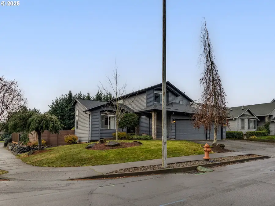 19585 Glenview Ct, Oregon City, OR 97045 - Image #2