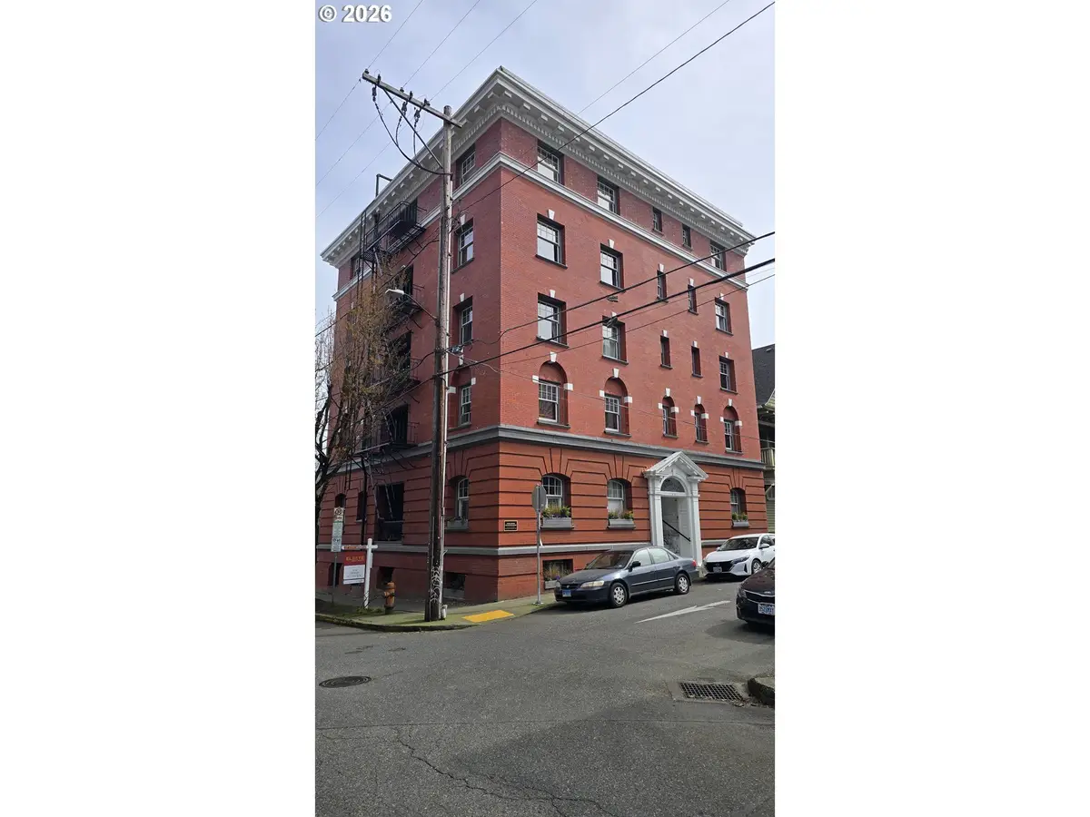 118 NW King Ave #3, Portland, OR 97210 - #1