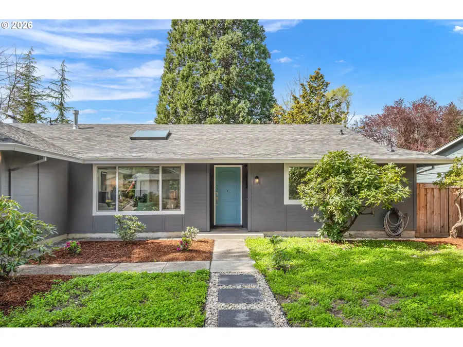 8705 SW 75th Ave, Portland, OR 97223 - #3