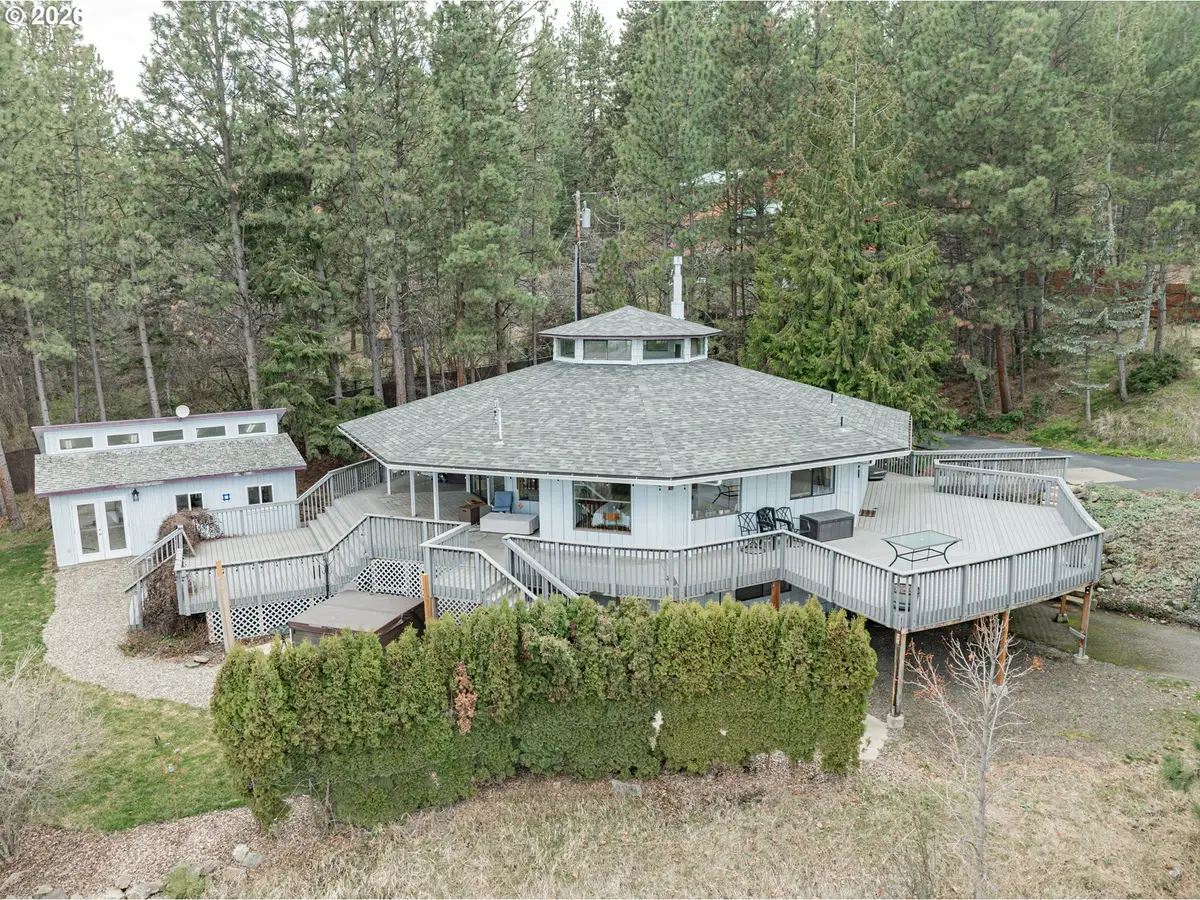 403 Allium St, La Grande, OR 97850 - #1