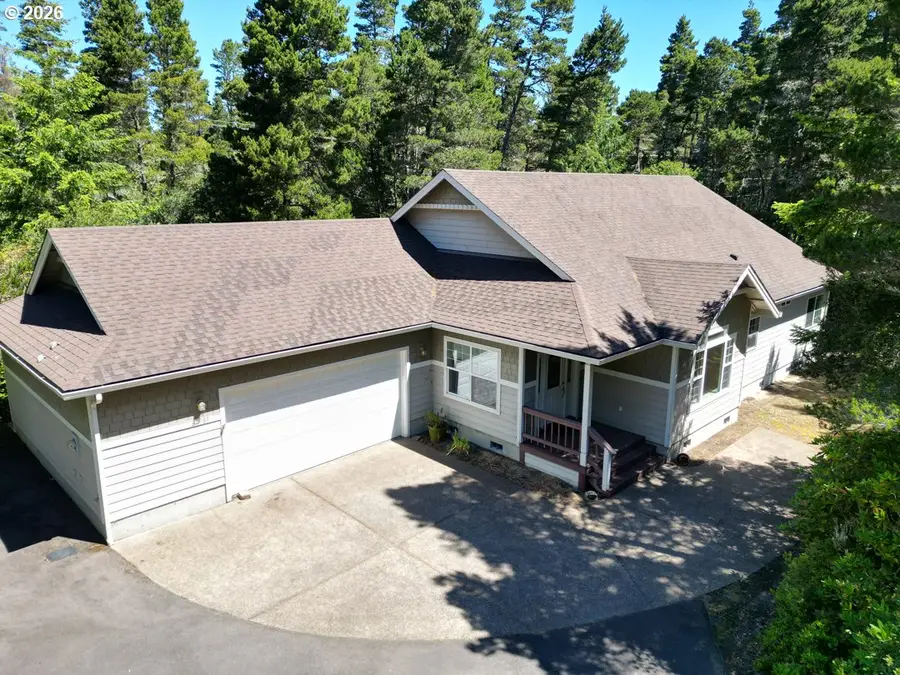 87989 Kelsie Way, Florence, OR 97439 - #2