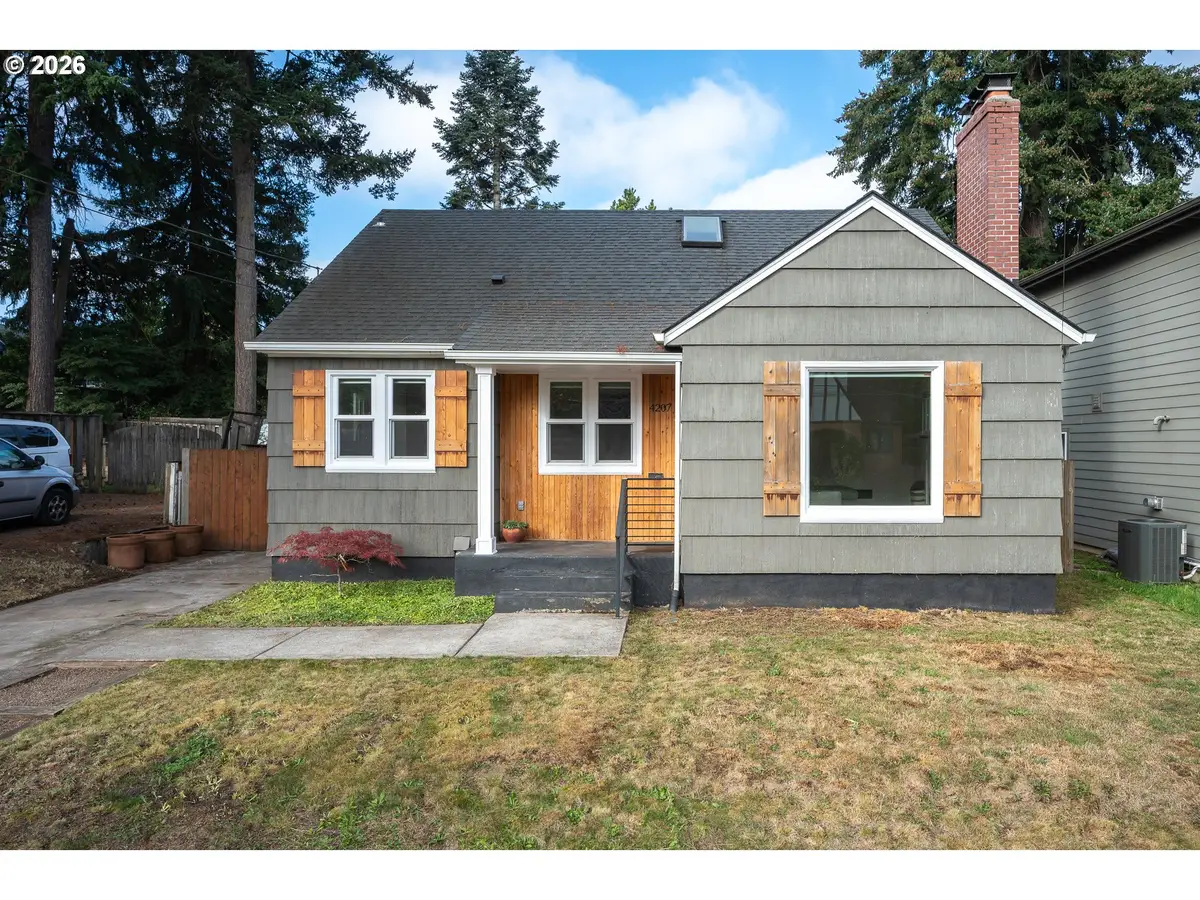4207 NE 77th Ave, Portland, OR 97218 - #1