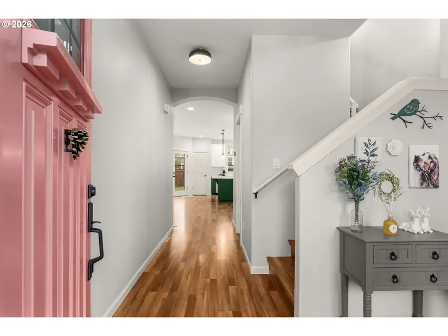 19195 Central Point Rd, Oregon City, OR 97045 - #3