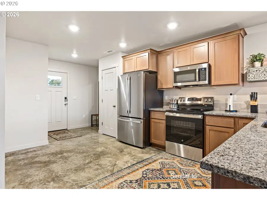 880 Tinley St, Stanfield, OR 97875 - #3