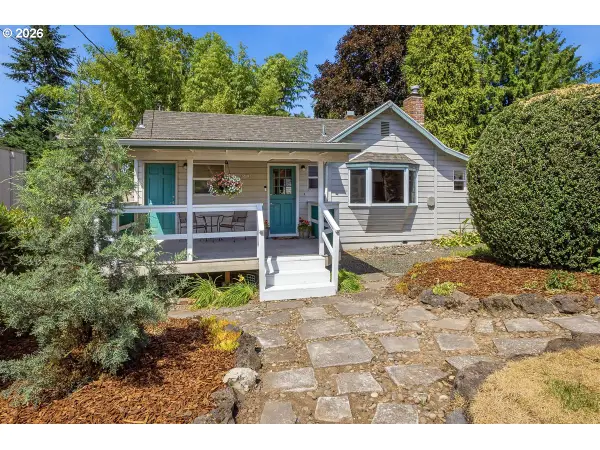 8501 SW 7th Ave, Portland, OR 97219
