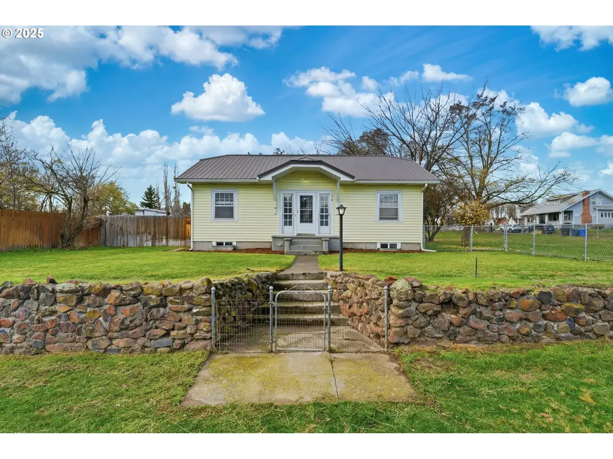 170 Morrison St, Adams, OR 97810 - Image #1