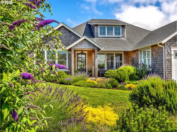 452 Diamond Ln, Gearhart, OR 97138