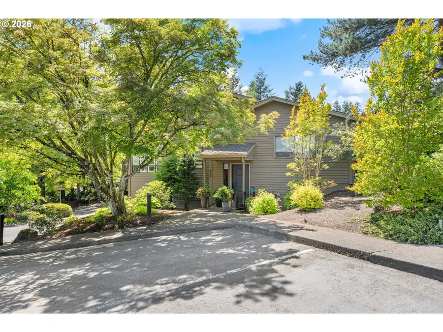 77 Condolea Way, Lake Oswego, OR 97035 - #2