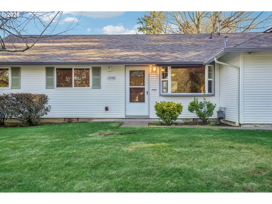 1208 SE 209th Ave, Gresham, OR 97030 - Image #3