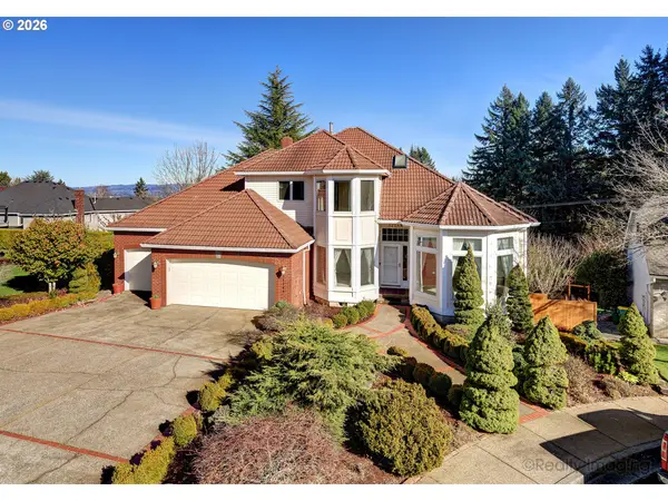 17549 SW Kemmer View Ct, Beaverton, OR 97007