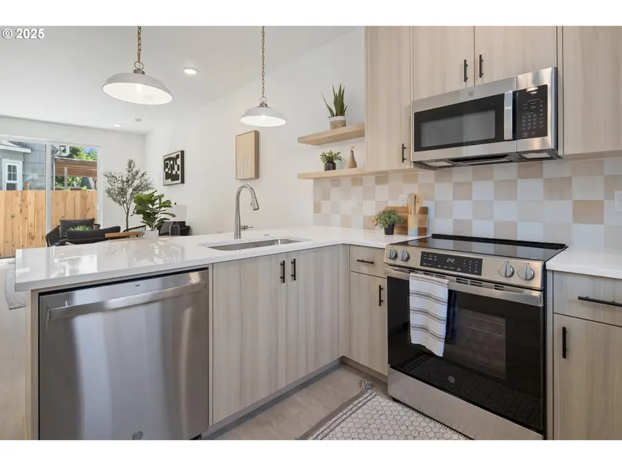 4015 SE 65th Ave, Portland, OR 97206 - #3