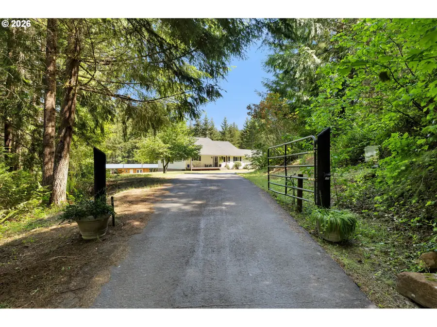 18111 NE 241st Pl, Brush Prairie, WA 98606 - #2