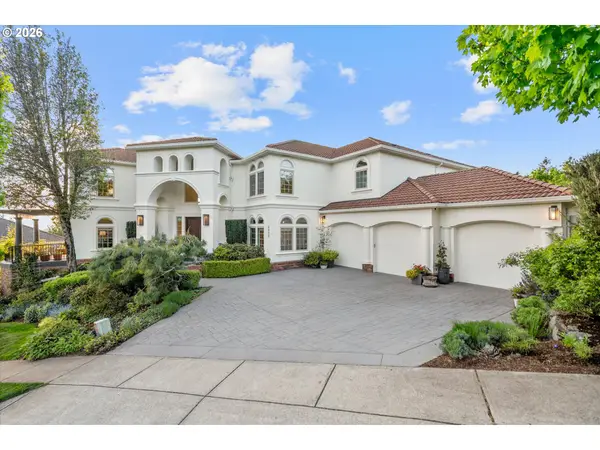 2343 NW Pinnacle Dr, Portland, OR 97229