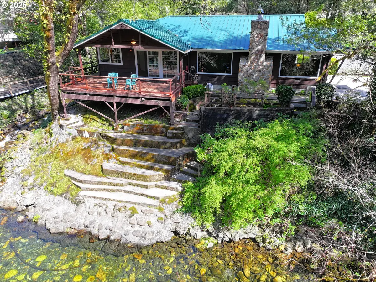 1008 Winchuck River Rd, Brookings, OR 97415 - #1