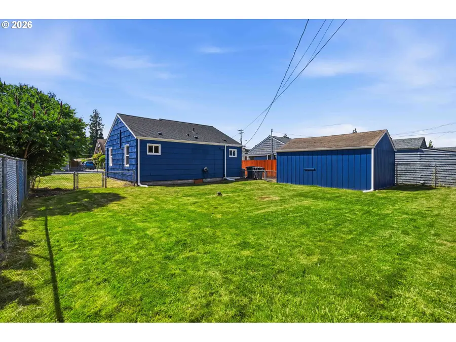 810 30th Ave, Longview, WA 98632 - #2