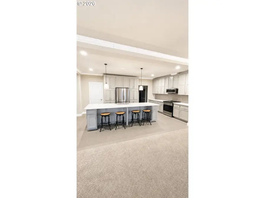 17672 Wilt Rd, Sisters, OR 97759 - #2