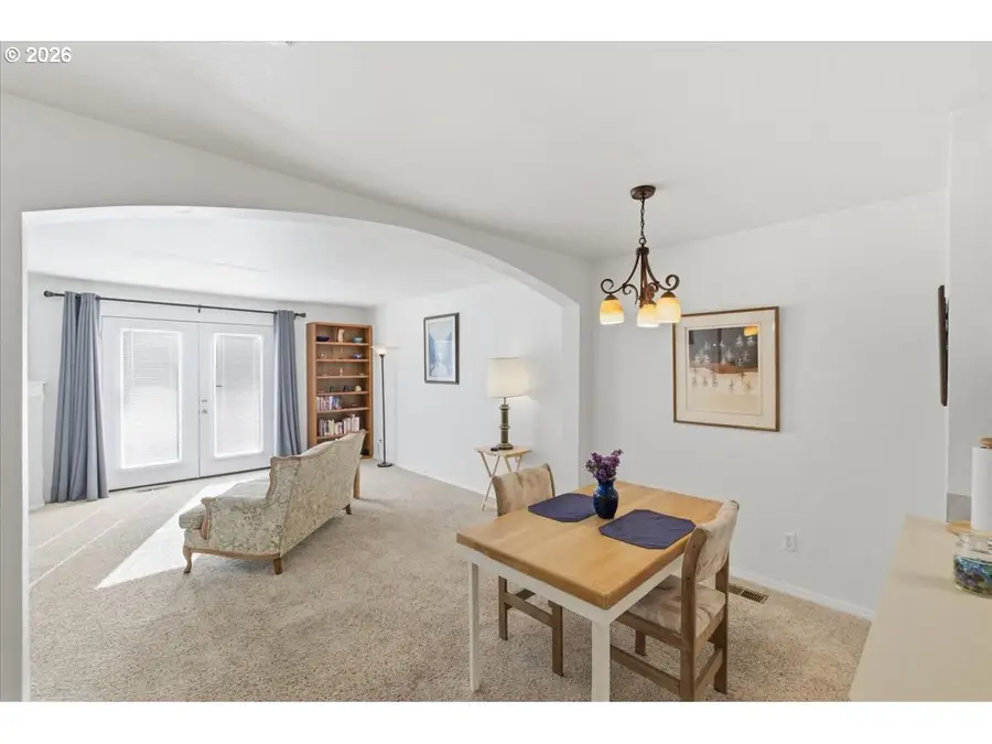 489 NE Conifer Blvd, Corvallis, OR 97330 - #2