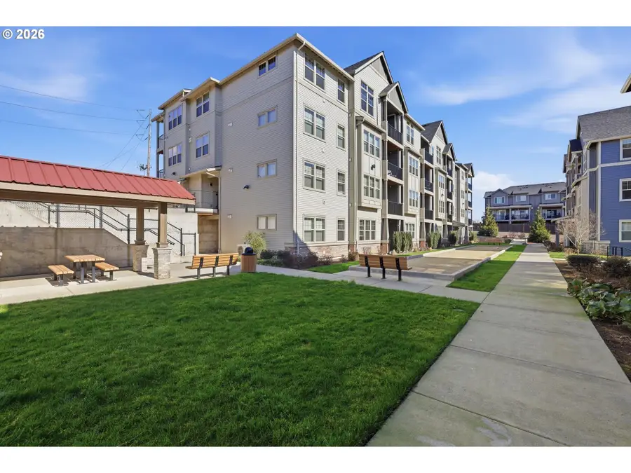 17149 SW Snowdale St #103, Beaverton, OR 97007 - #2