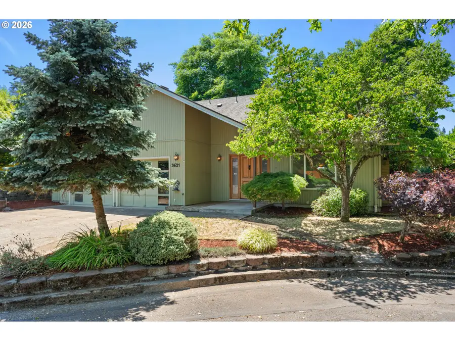 3631 Kevington Ave, Eugene, OR 97405 - #2