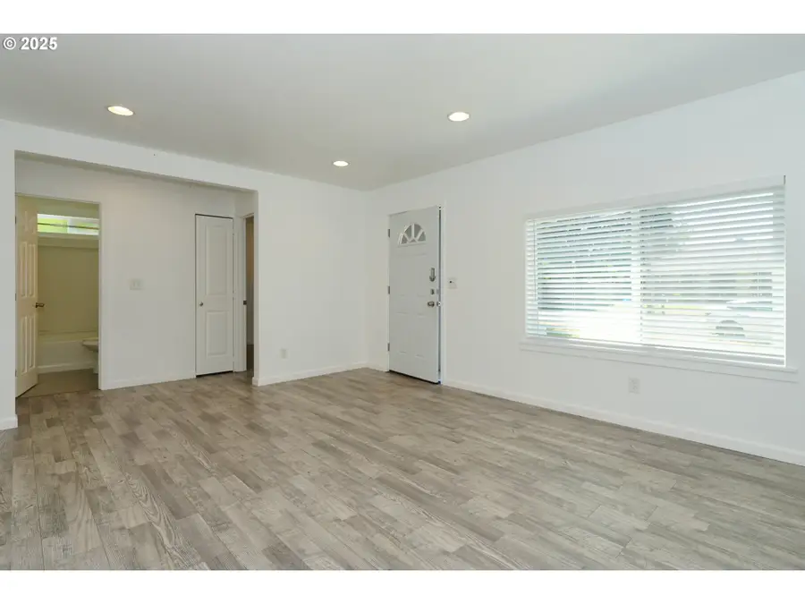 2650 SE 164th Ave, Portland, OR 97236 - #2