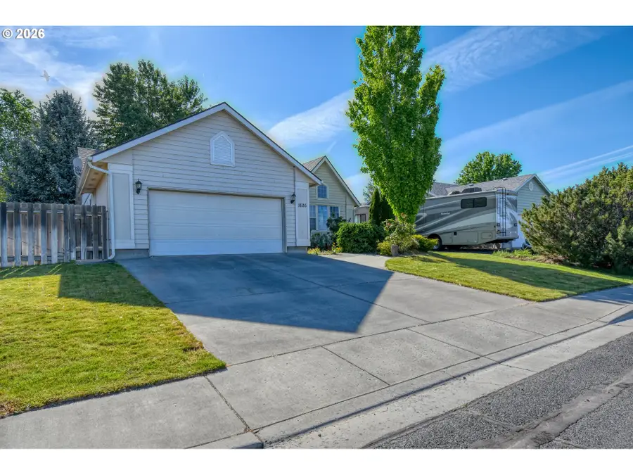 1626 SW 3rd St, Pendleton, OR 97801 - #2