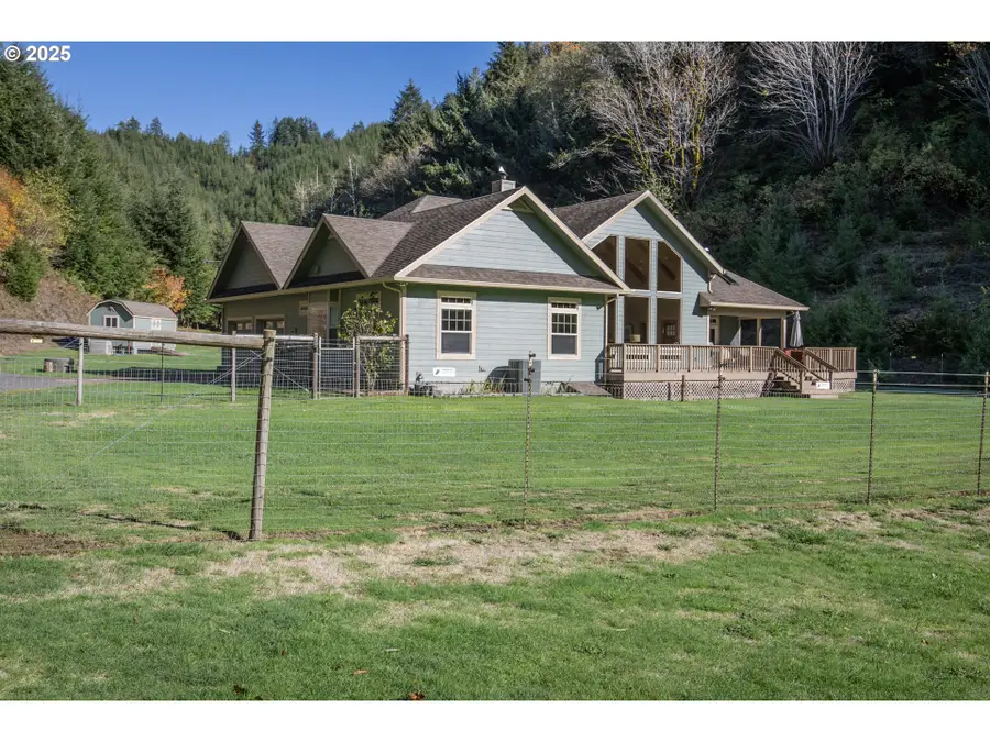 700 Oar Creek Rd, Reedsport, OR 97467 - Image #3