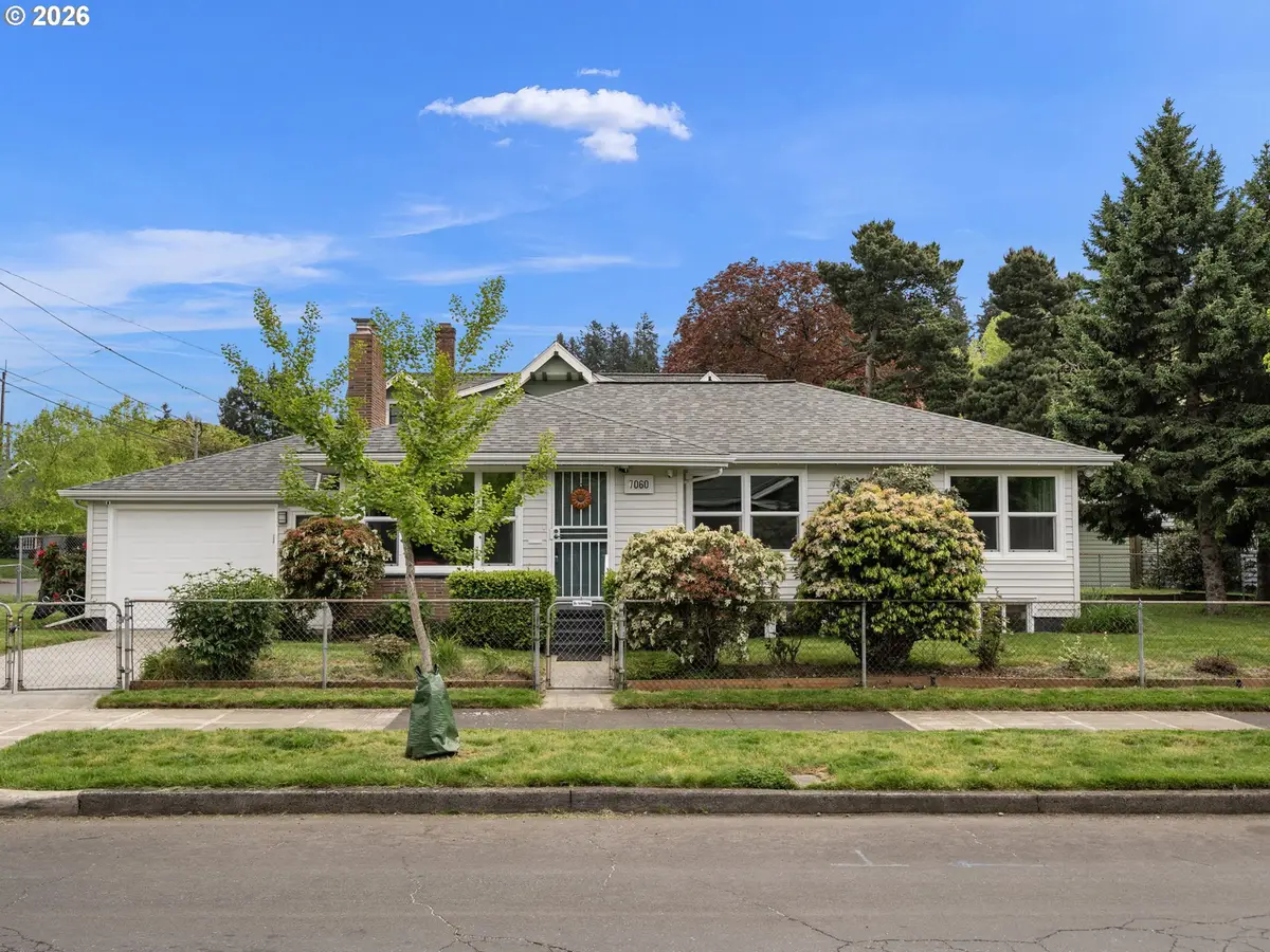 7060 NE Davis St, Portland, OR 97213 - #1