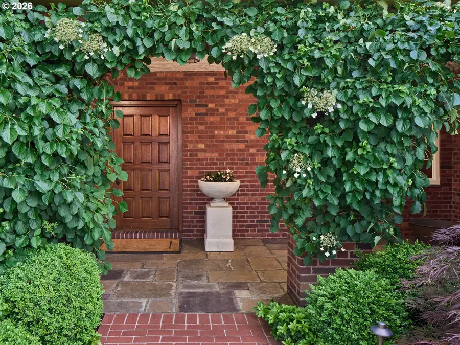 1840 SW Hawthorne Ter, Portland, OR 97201 - #2