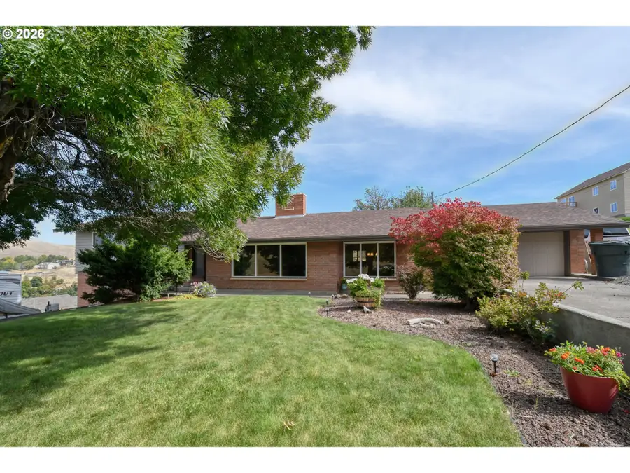 600 S Chase St, Heppner, OR 97836 - #2