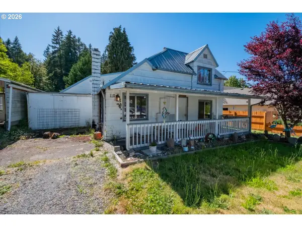 110 8th Ave, SweetHome, OR 97386