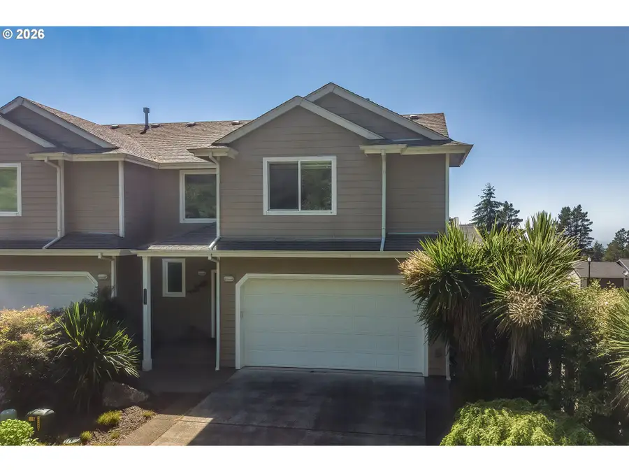 125 NE Lincoln St #B, Newport, OR 97365 - #3
