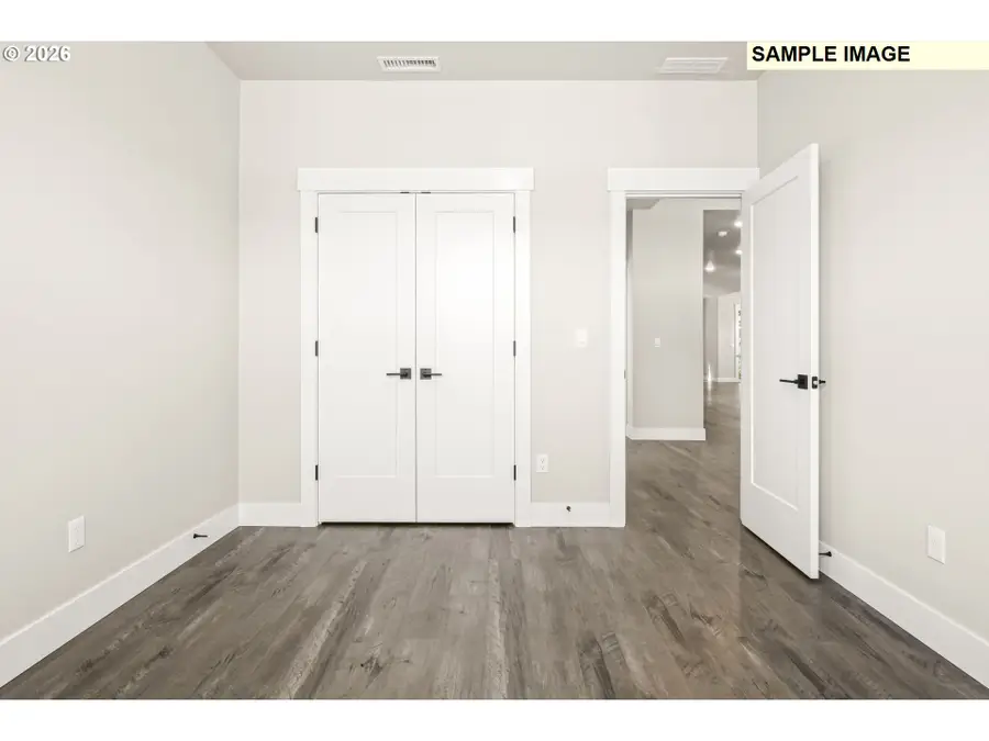 2201 E Juniper Cir #20, La Center, WA 98629 - #2