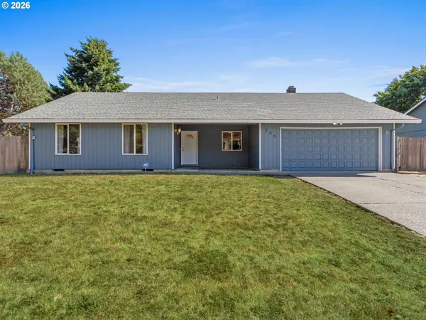 205 NW Loan Pl, Vancouver, WA 98665