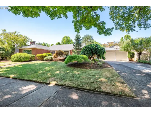 1327 18th Ave, Longview, WA 98632