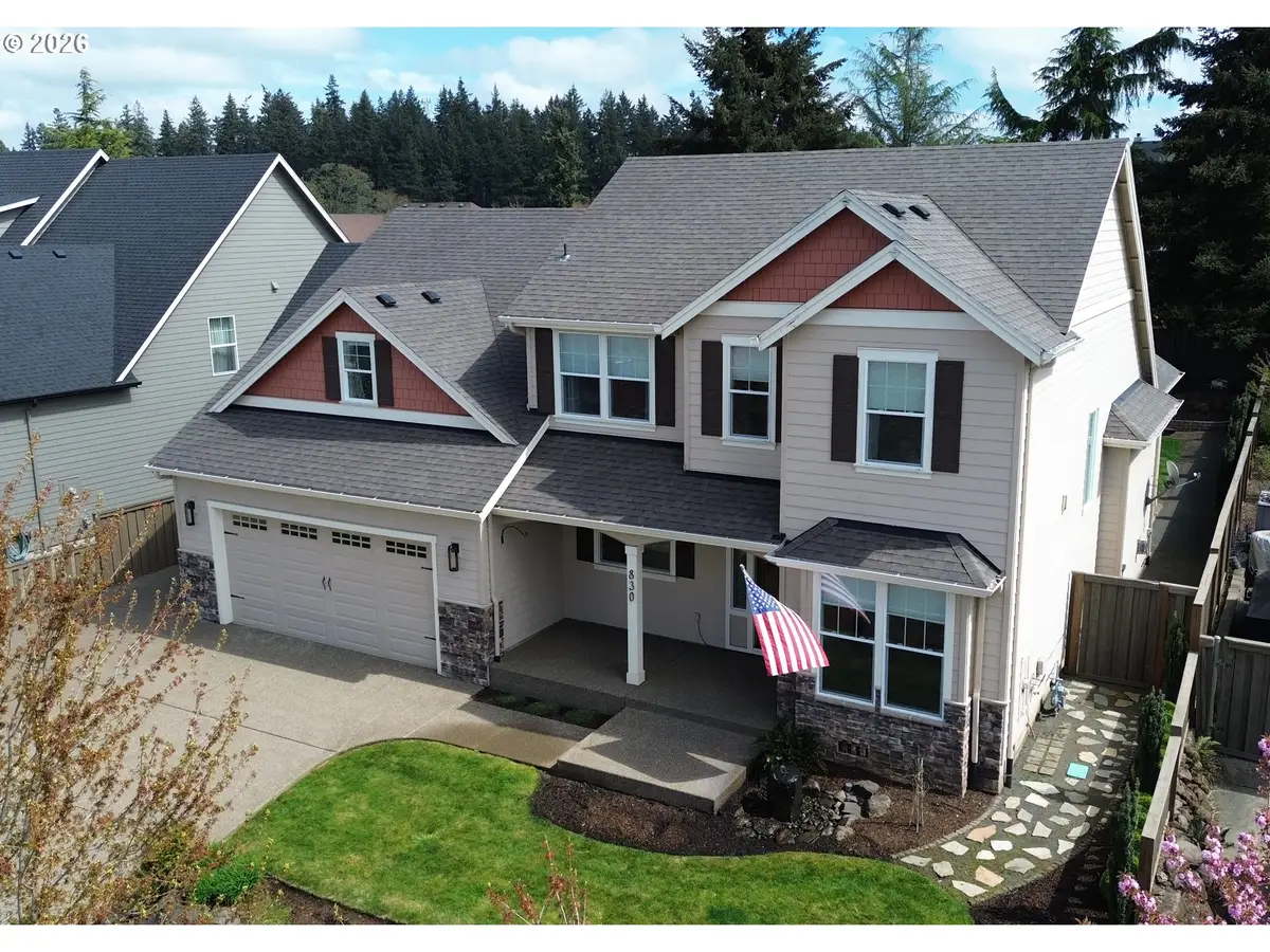 830 Shelokum Dr, Silverton, OR 97381 - #1