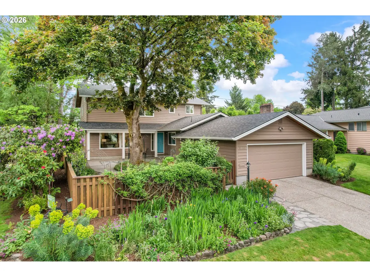 6710 SW 11th Dr, Portland, OR 97219 - #1