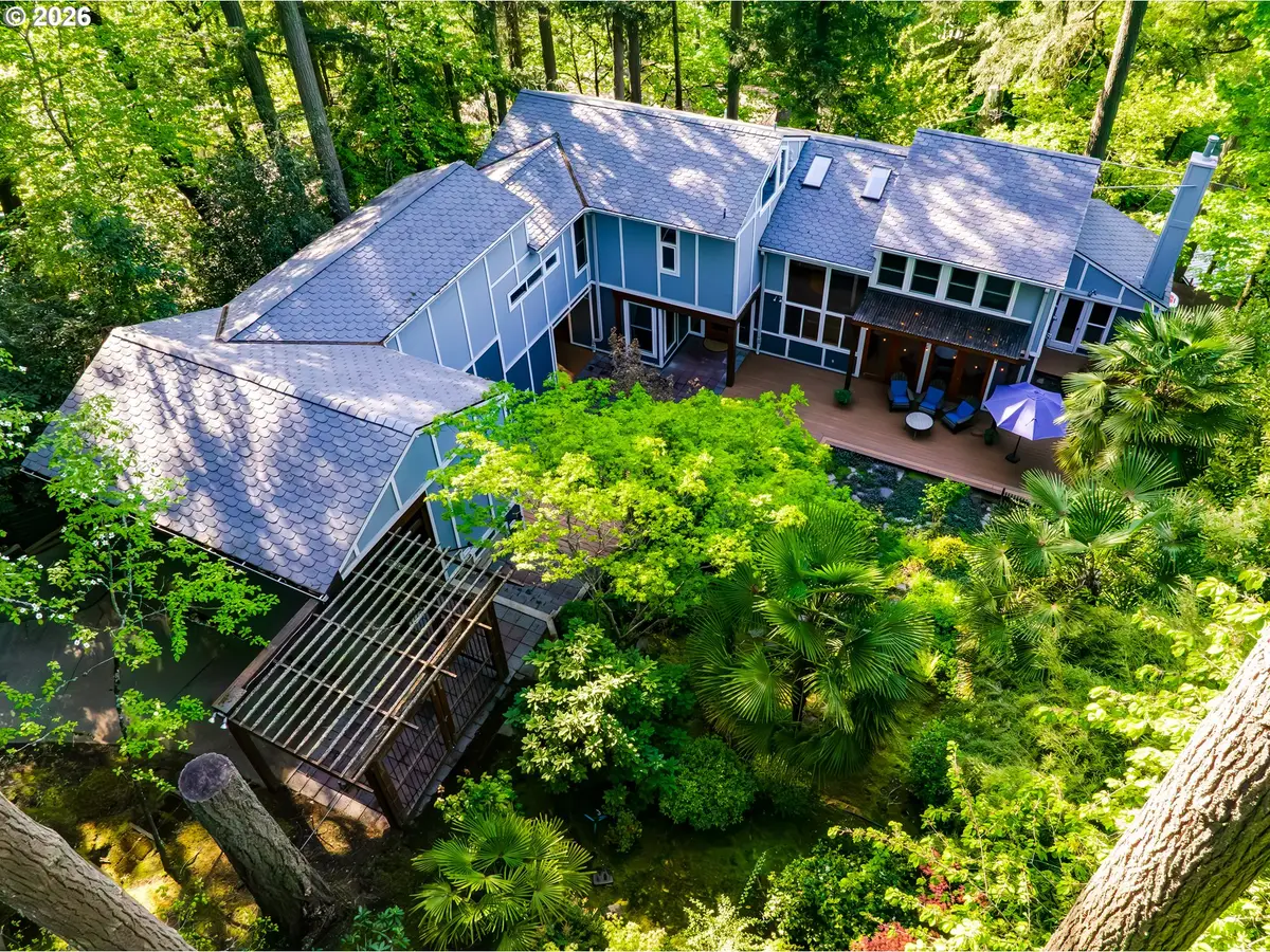 3210 Inspiration Point Dr, Eugene, OR 97405 - #1