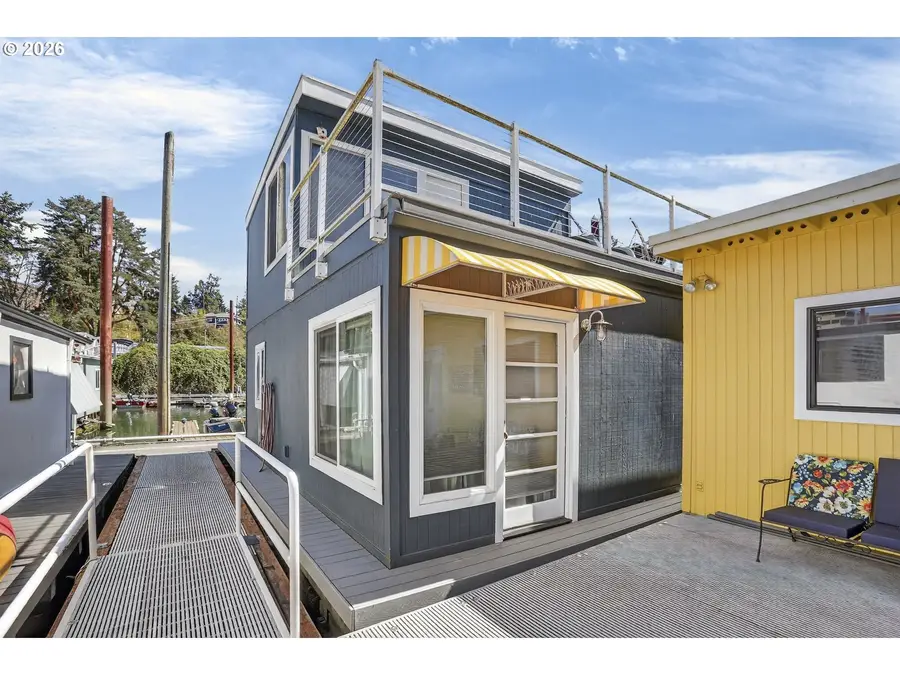 100 SE Harney St #11, Portland, OR 97202 - #3