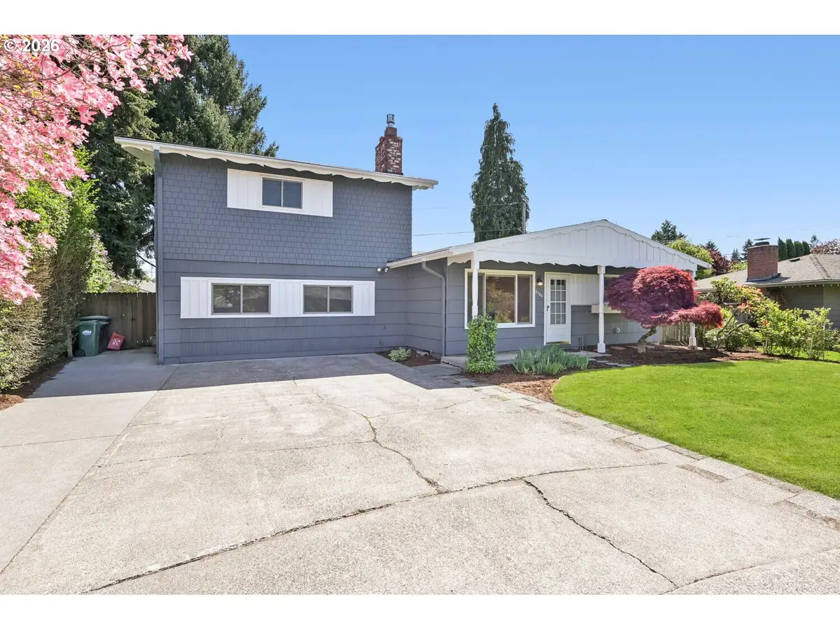 2160 SE Cedar Park Ct, Hillsboro, OR 97123 - #1