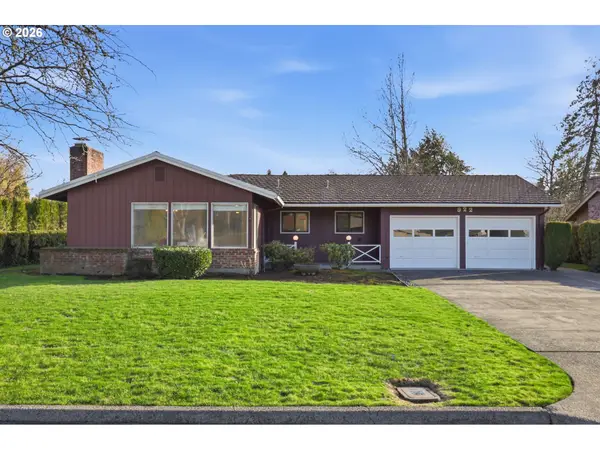 922 NE Donelson Rd, Hillsboro, OR 97124