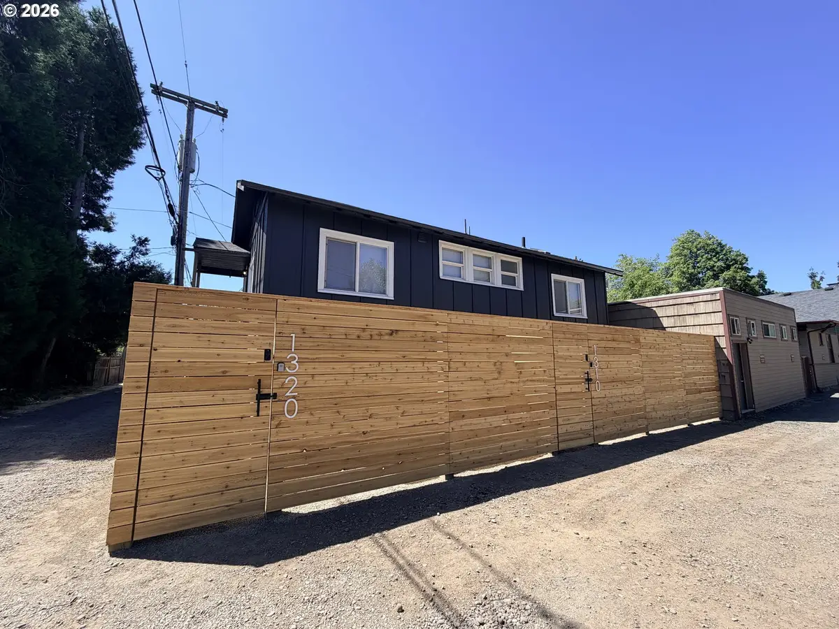 1310 Washington Aly, Eugene, OR 97401 - #1
