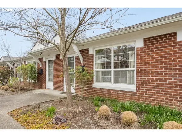 2633 NW Raleigh St #33, Portland, OR 97210