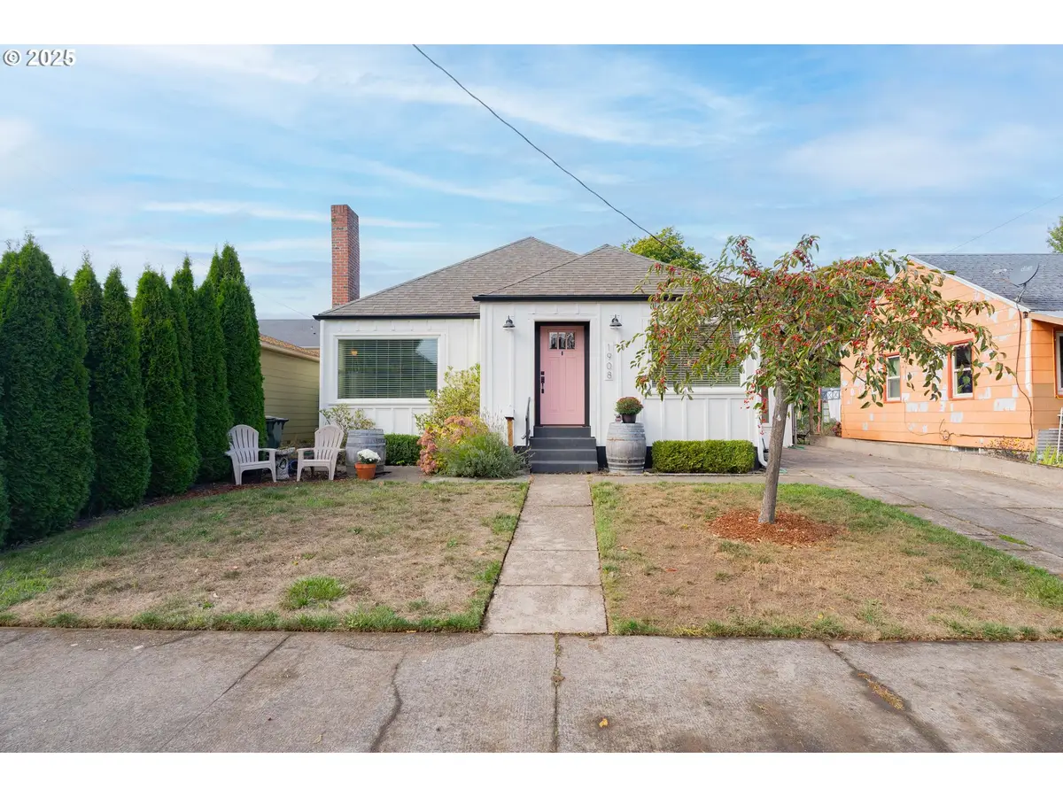 1908 Grant St, Vancouver, WA 98660 - Image #1
