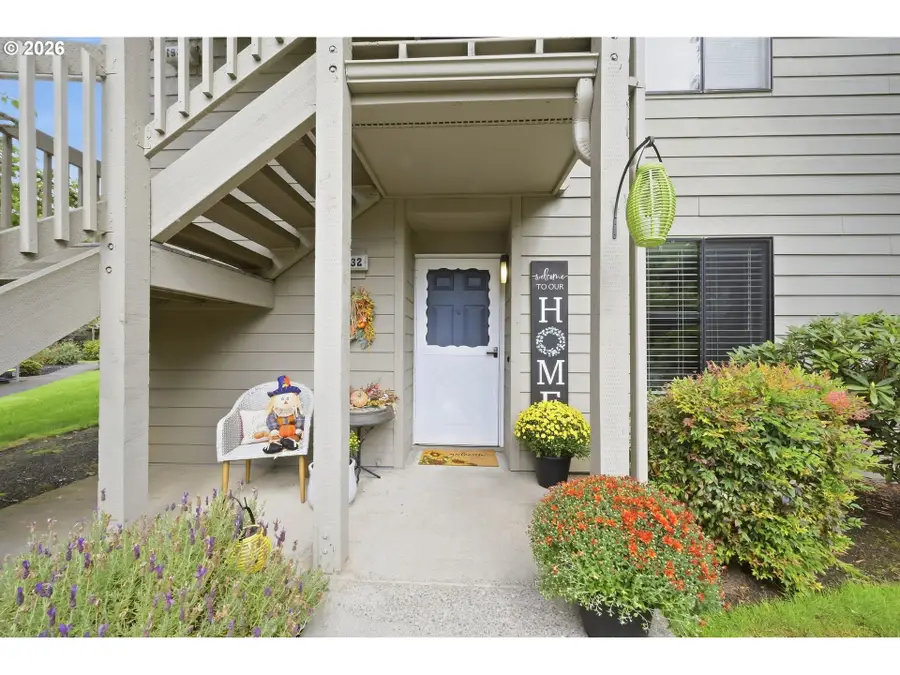1932 Lake Isle Dr, Eugene, OR 97401 - #3