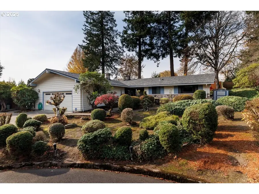 2335 SW Imperial Ct, Portland, OR 97225 - Image #2