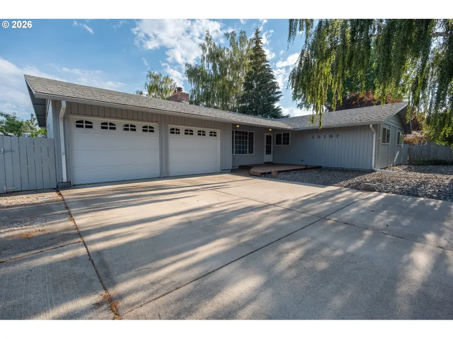 10107 Emily Dr, Island City, OR 97850 - #3
